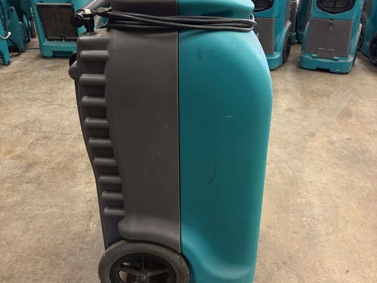 drizair-lgr-2000-low-grain-refrigerant-dehumidifier…model:-f232-sm…hrs:-3276.3-image-2