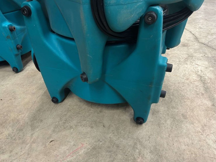 (3)-service-master-ace-turbo-dryers-image-4