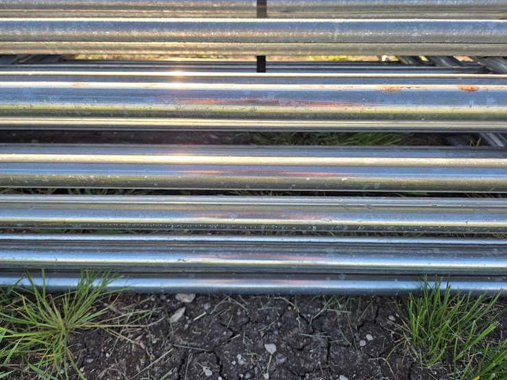 6-bar-continuous-panels-image-8