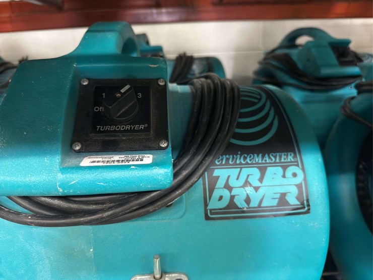 (2)-service-master-turbo-dryers-image-2