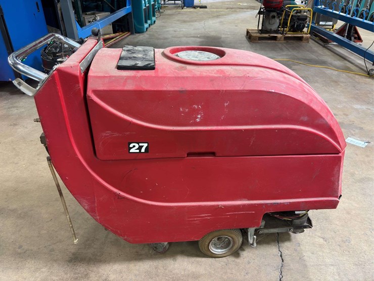 factory-cat-walk-behind-floor-scrubber-image-4