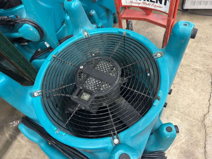 (3)-service-master-ace-turbo-dryers-image-2