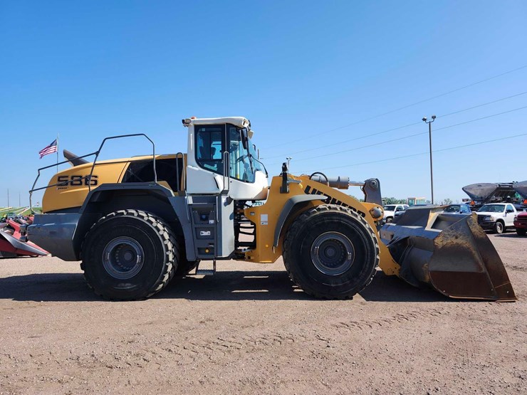 2017-liebherr-l586-image-5