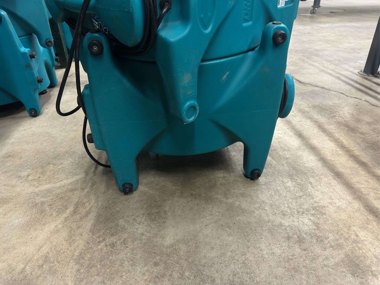 (3)-service-master-ace-turbo-dryers-image-4