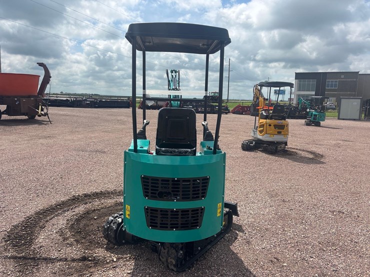 unused-2025-cfg-h15r-mini-excavator-image-4