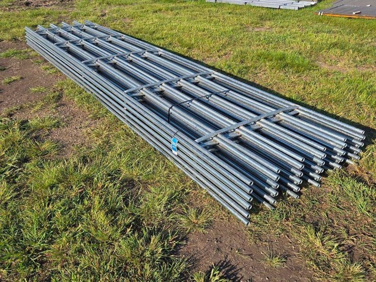 6-bar-continuous-panels-image-2