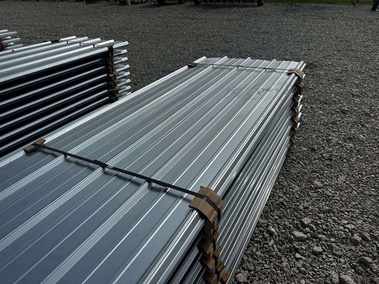 (25)-galvanized-pole-barn-siding-image-4