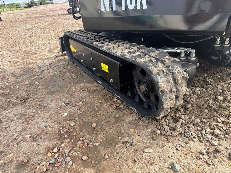 unused-2025-cfg-nt18k-mini-excavator-image-13