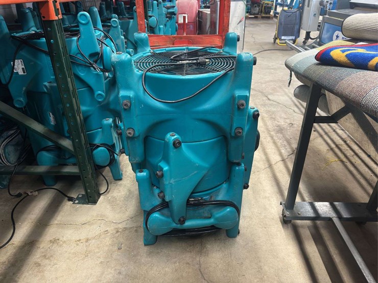 (3)-service-master-turbo-dryers-image-1