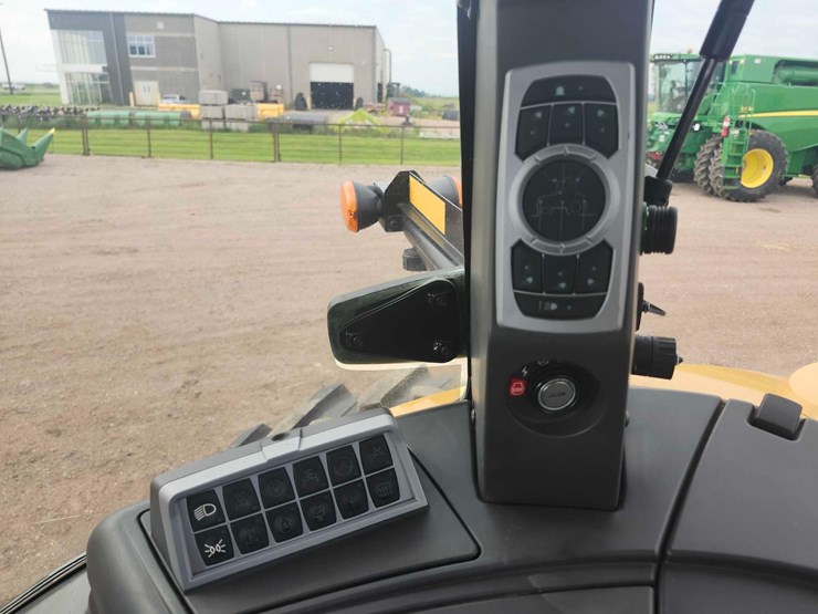 2012-challenger-mt645d-image-33