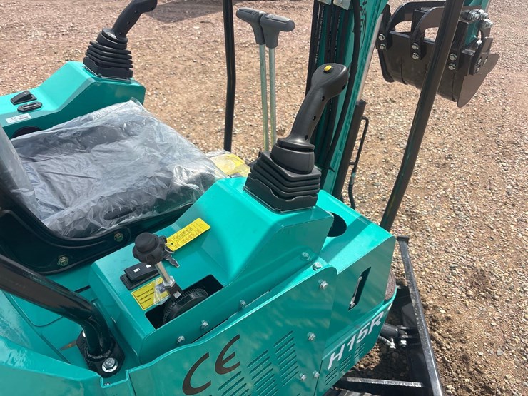 unused-2025-cfg-h15r-mini-excavator-image-12