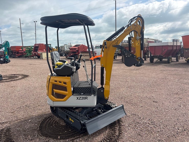 unused-2025-cfg-xz20r-mini-excavator-image-3