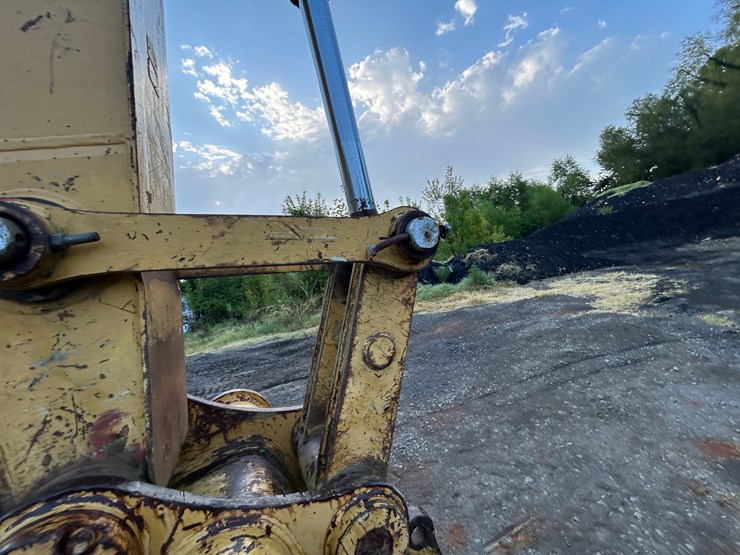 caterpillar-325l-image-48