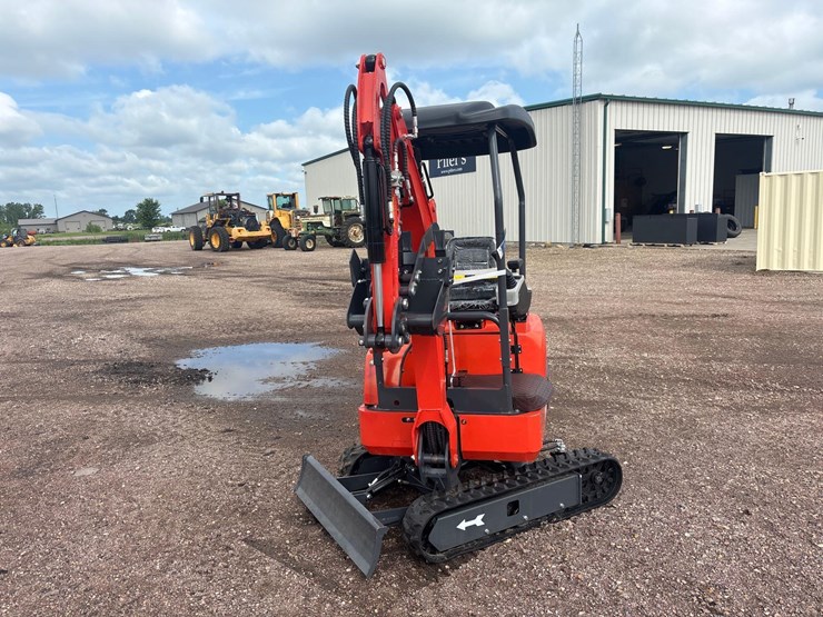 unused-2025-cfg-qk20r-mini-excavator-image-2