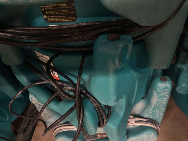(3)-service-master-ace-turbo-dryers-image-3