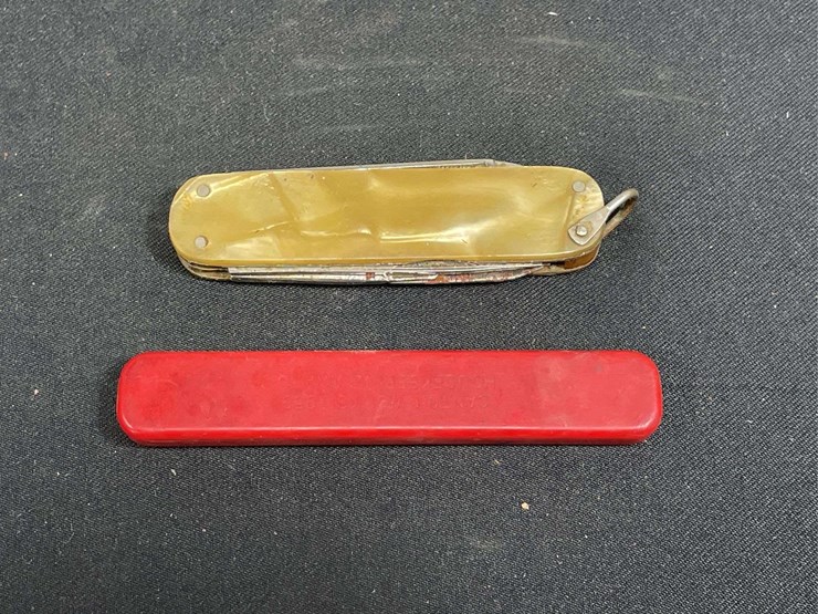 (2)-ih-knives-image-2