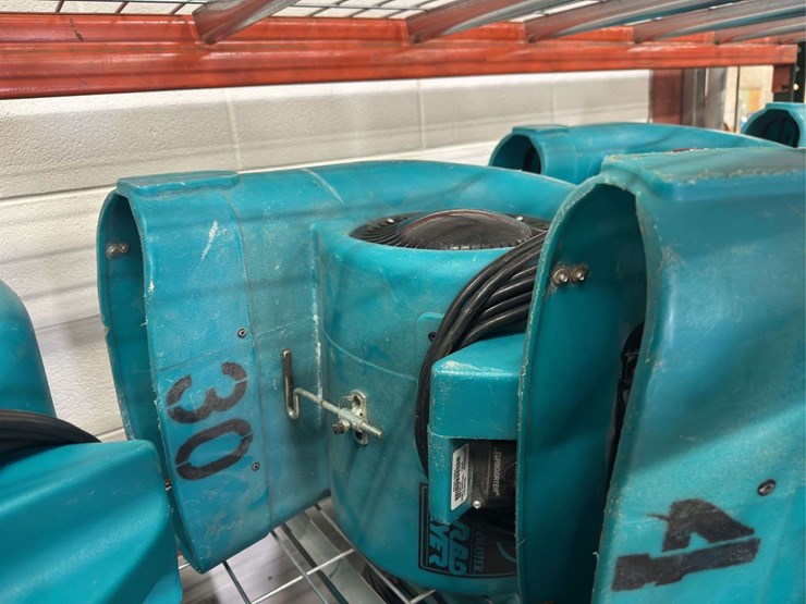 (2)-service-master-turbo-dryers-image-3