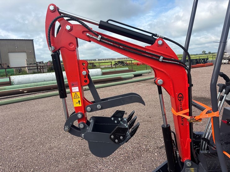unused-2025-cfg-mx15rx-mini-excavator-image-5