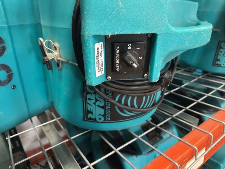 (2)-service-master-turbo-dryers-image-1