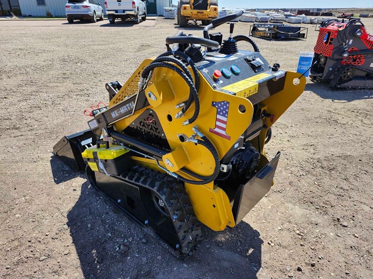 unused-2025-agt-mx-mrt14-compact-track-loader-image-4