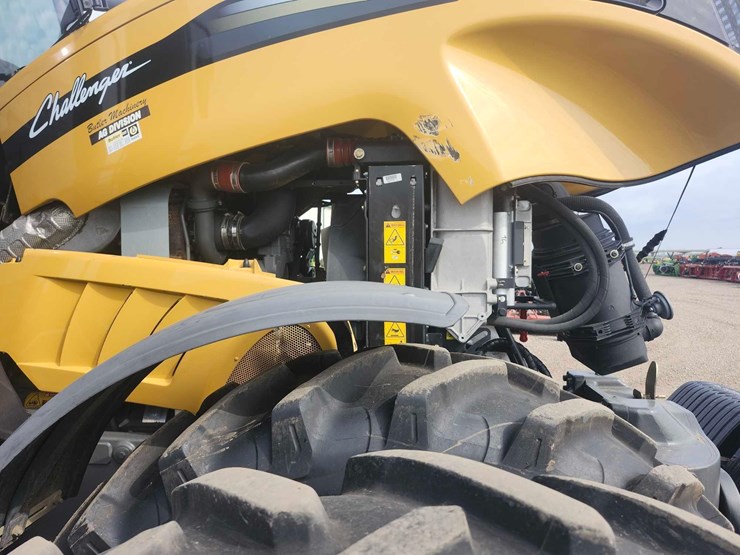 2012-challenger-mt645d-image-10
