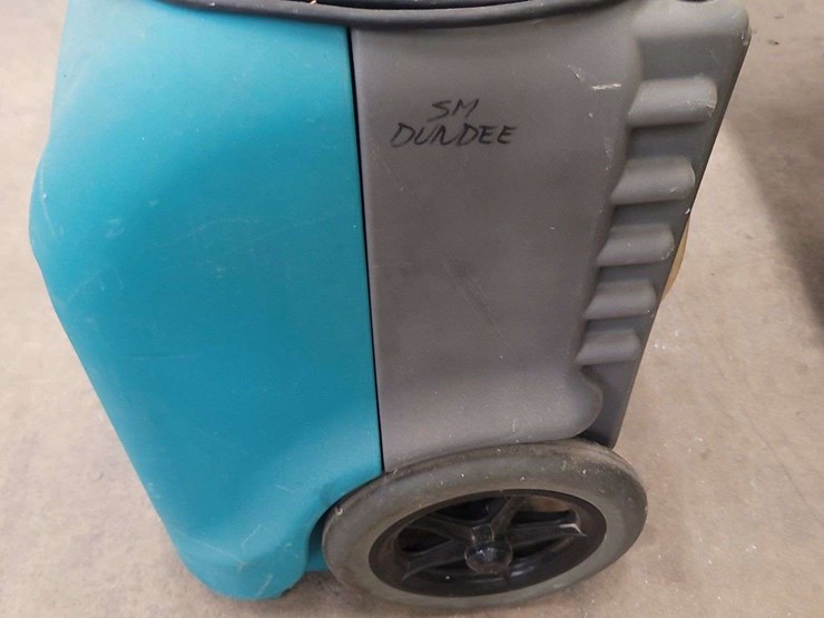 dri-eaz-drizair-1200-dehumidifier..model:f203-sm..total-hrs:3498-image-3