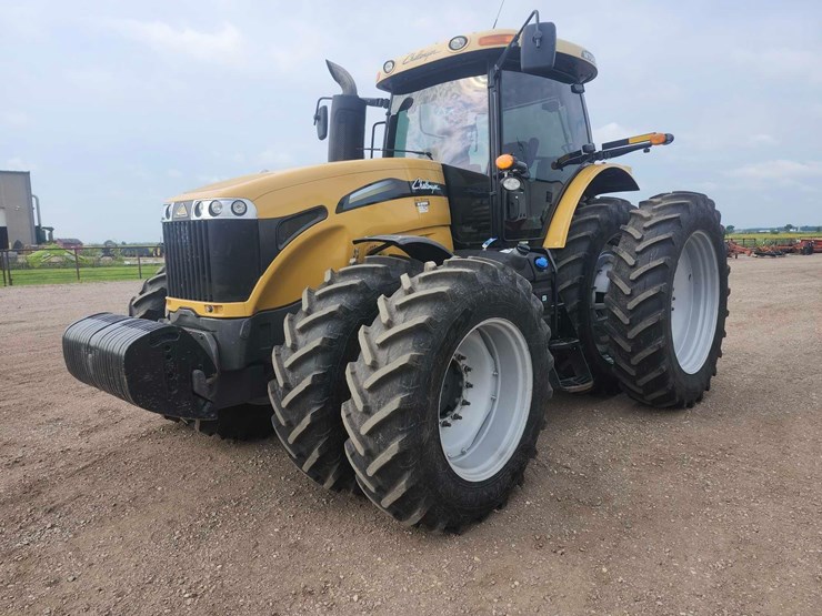 2012-challenger-mt645d-image-1