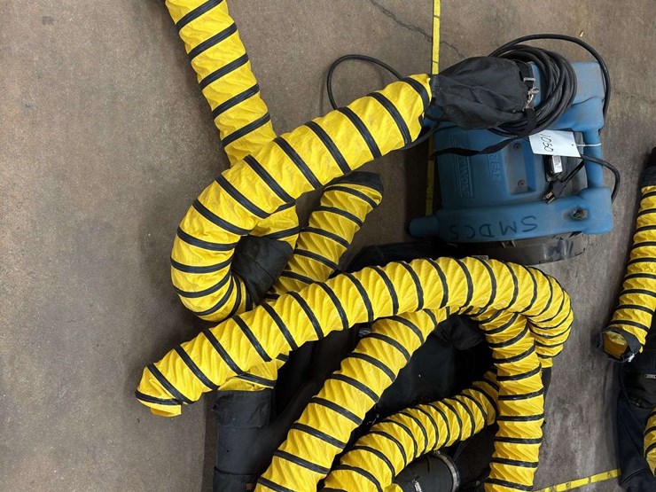 dri-eaz-air-wolf-commercial-blower-fan,-hoses,-and-attachments…model:-f228-image-2