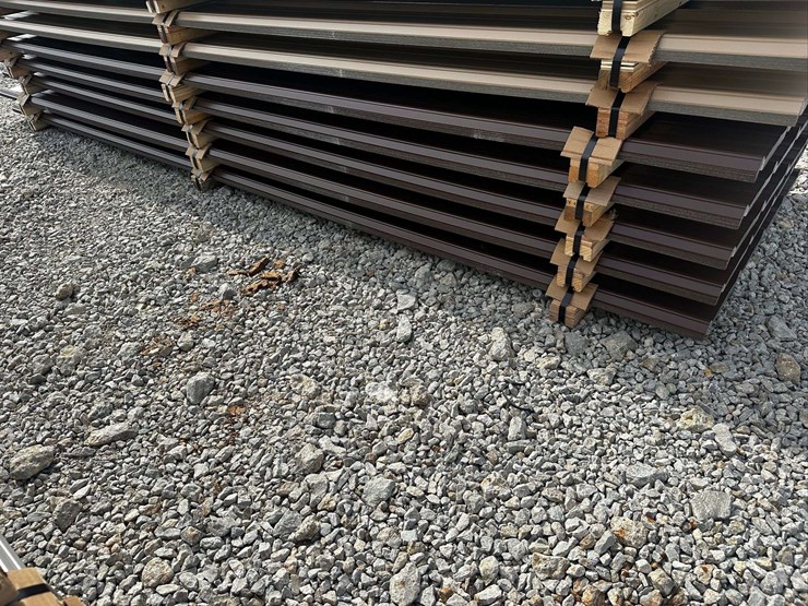 (25)-brown-pole-barn-siding-image-9