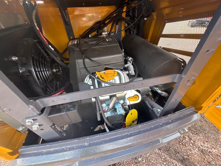 unused-2025-cfg-mx20r-mini-excavator-image-13