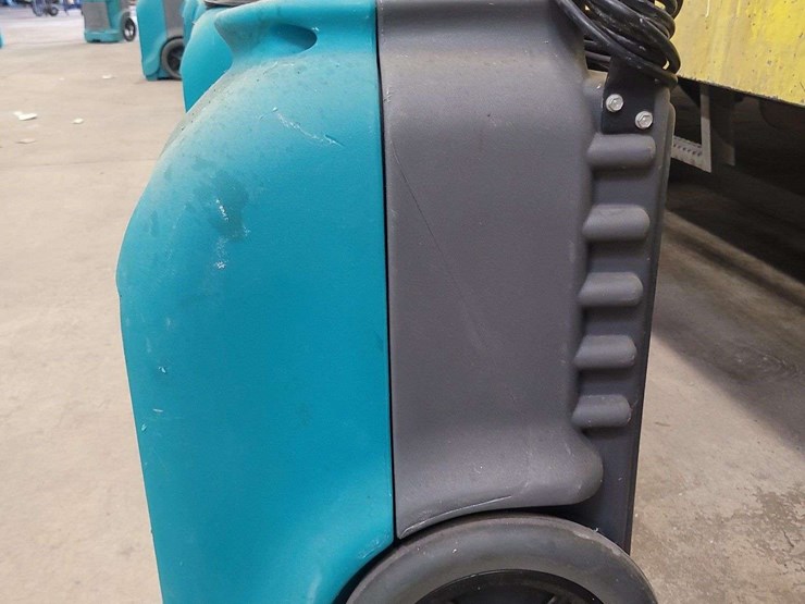 dri-eaz-drizair-1200-dehumidifier...total-hrs:2953-image-2