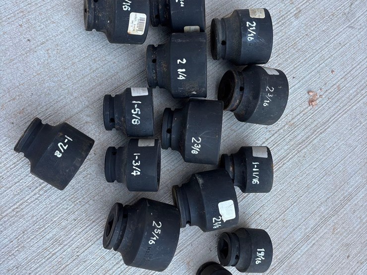 impact-sockets-image-1