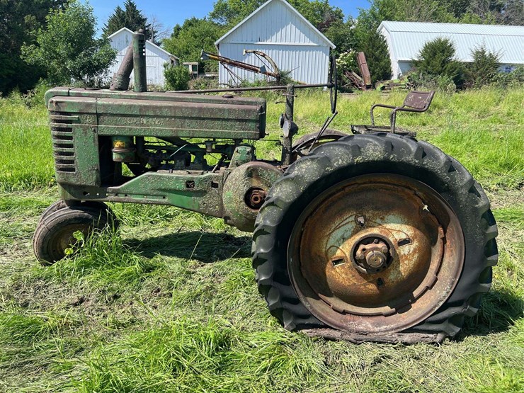 john-deere-model-a-image-2