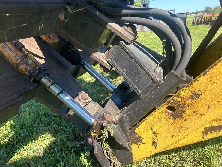 kelly-backhoe-attachment-image-12