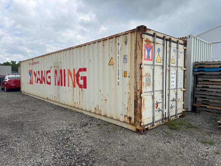 #4424-•-40'-standard-height-shipping-container-image-1