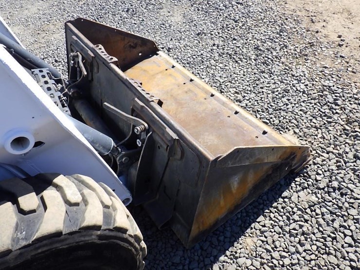 2015-bobcat-s530-image-9