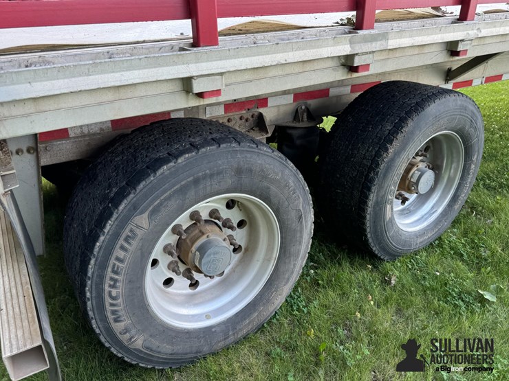 2013-reitnouer-t/a-side-dump-sugar-beet-trailer-image-15