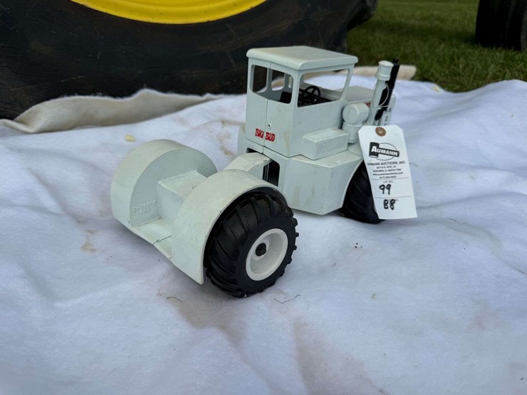 1/16-scale-trumm-big-bud-hn250-image-4