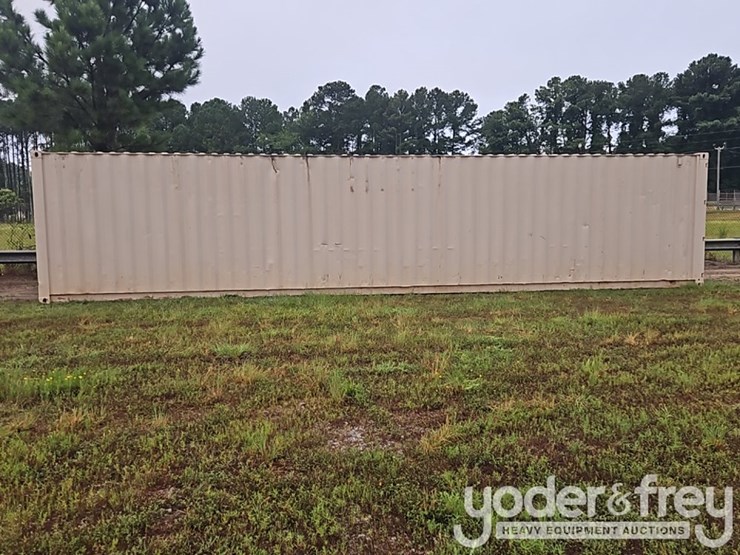 40'-container-single-walk-door,-2-side-doors-image-2