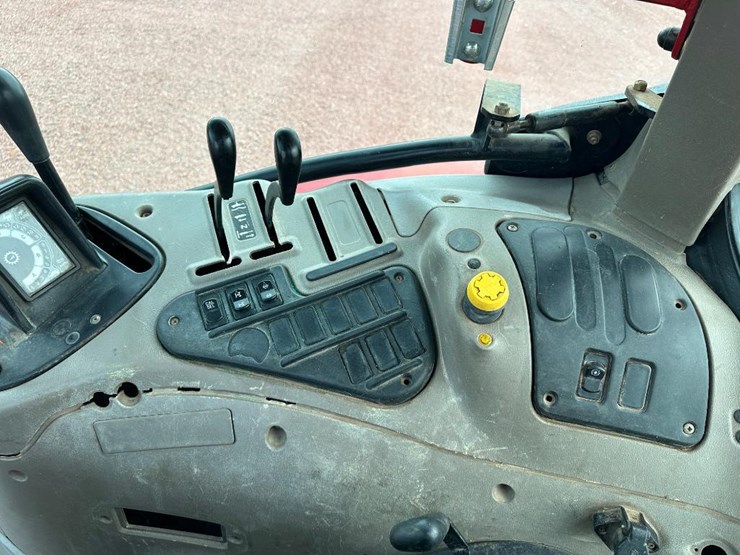 2006-case-ih-mxu115-image-46