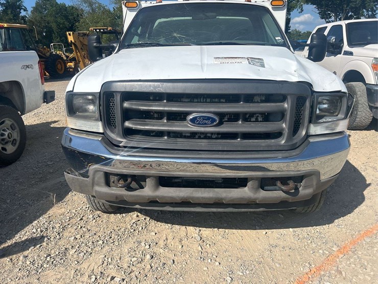 ford-f550-image-7