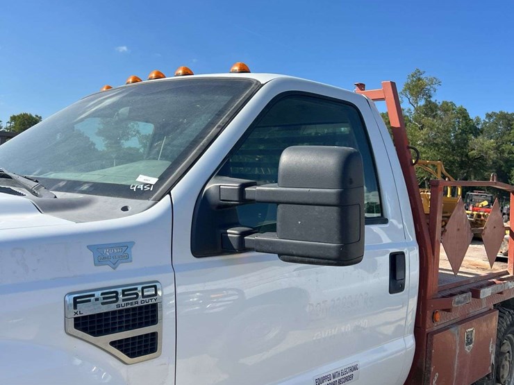 2010-ford-f350-image-12