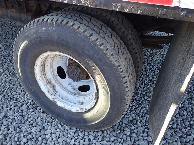 1999-ford-f350-image-26