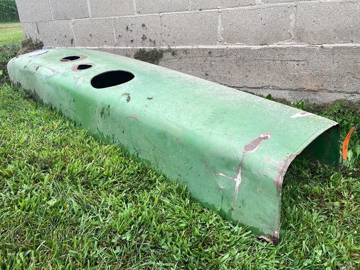 #7488-•-john-deere-tractor-hood-image-1