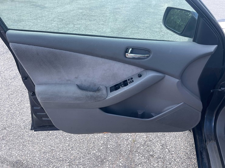 #1297-•-2009-nissan-altima-(no-title)-(of)-image-18