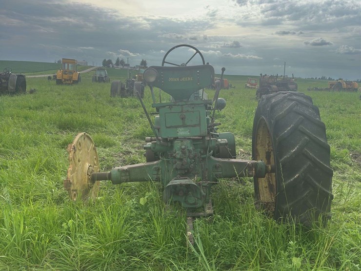 john-deere-70-image-4