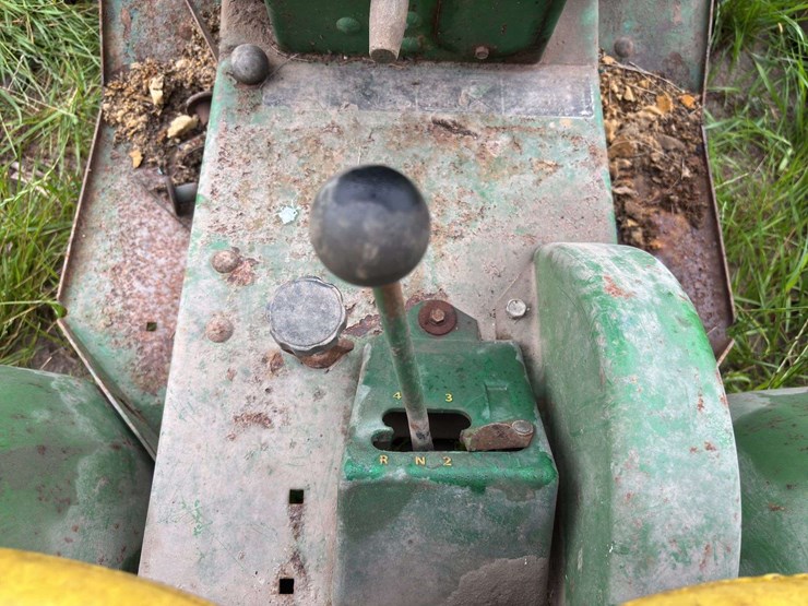 john-deere-110-image-56