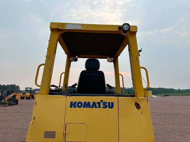 2007-komatsu-d39px-21-image-35
