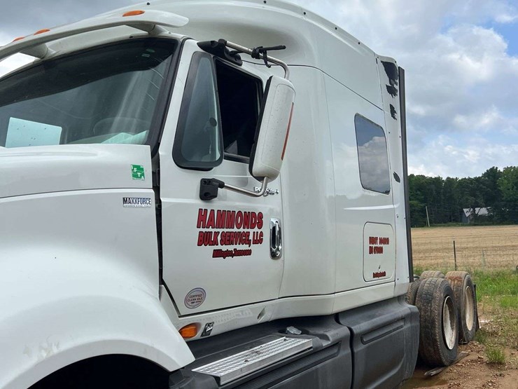2015-international-prostar-image-10