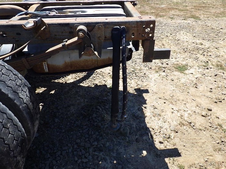 2004-ford-f550-image-19